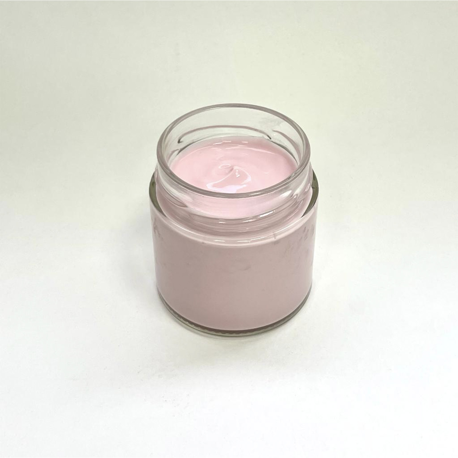 Греческий йогурт с розовой матчей